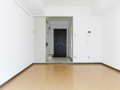 天井が高く開放感があるお部屋です 