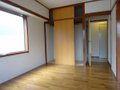 西側角部屋は二面採光です。 