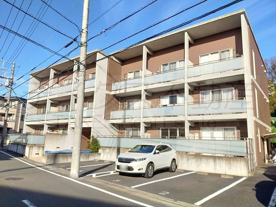 あざみ野 デザイナーズマンション コンクリート打ちっぱなし 外断熱工法採用 2階 1dk 37 05m2 築14年 テイクス不動産 あざみ野 たまプラーザを中心とした賃貸マンション テラスハウス等の不動産情報をお届けします