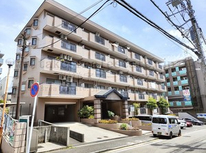 たまプラーザ駅から徒歩3分の大人気３LDK　ファミリータイプマンションです