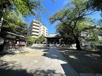 7月16日快晴の朝の驚神社、ちょっと神社内を写してきました＾＾