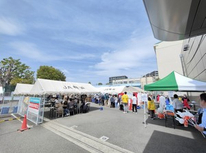 今日4月20日はあざみ野新のJAさんで農業まつり開催中！！