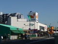24時間営業です。グルメシティ！！21時過ぎが半額チャンス！！ 
